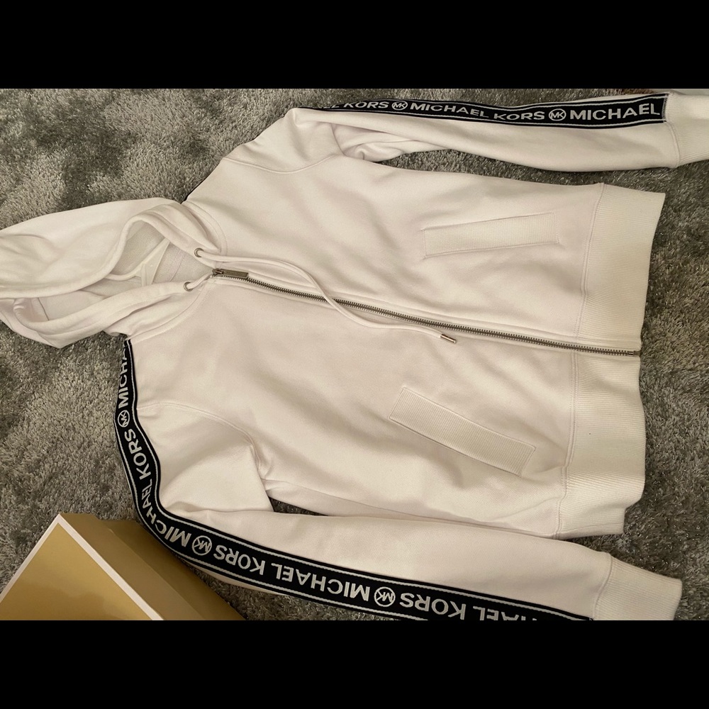MK SWEATER